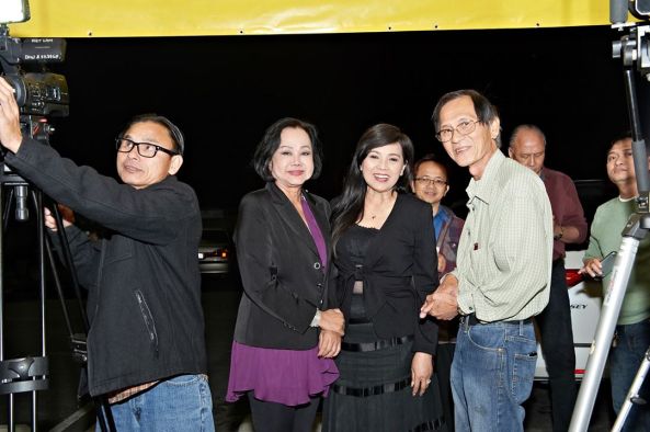 Từ trái: Kiệt Video, Kiều Phượng Loan, Ngọc Đan Thanh, Thái Đắc Nhã... Trong ảnh còn có Đức, Anh Thu và Mai Định