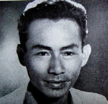 Họa sĩ Thái Văn Ngôn chuyên vẽ bìa báo Xuân Sài Gòn xưa với hình ảnh các thiếu nữ đẹp được giới bình dân ưa chuộng